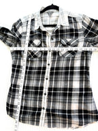 100% Cotton Eddie Bauer Plaid Shirt | Size M measuring 39" bust and 26" length