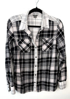 100% Cotton Eddie Bauer Plaid Shirt | Size M on hanger