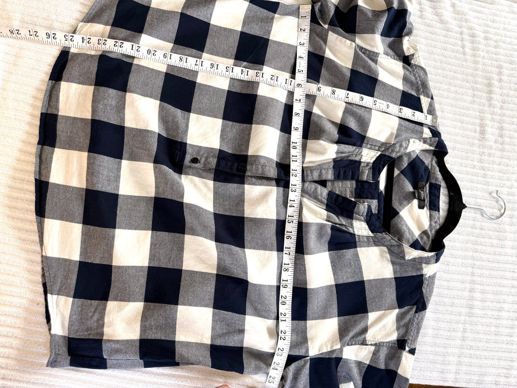 100% Cotton J Crew Buffalo Plaid Top | Size L measuring 48" bust and 25" length