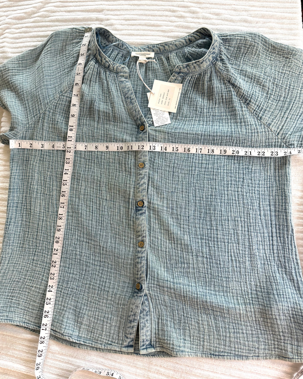 100% Cotton NWT Gauze Henley Top | Size 1X  at Blue Sparrow Shop measuring 48" bust and 27" length