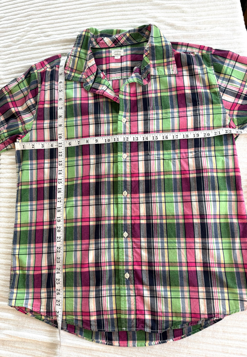100% Cotton Plaid Button-Up Oversized Boyfriend Shirt | Gymboree | Size L at Blue Sparrow Shop measuring 46" bust and 28" length