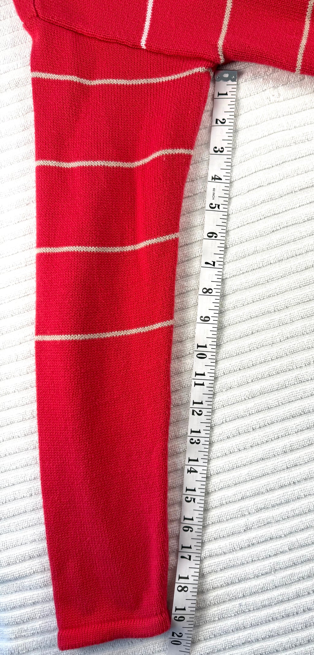 100% Cotton Reitmans Spring Sweater | Size XL at Blue Sparrow Shop measuring 20" sleeve 