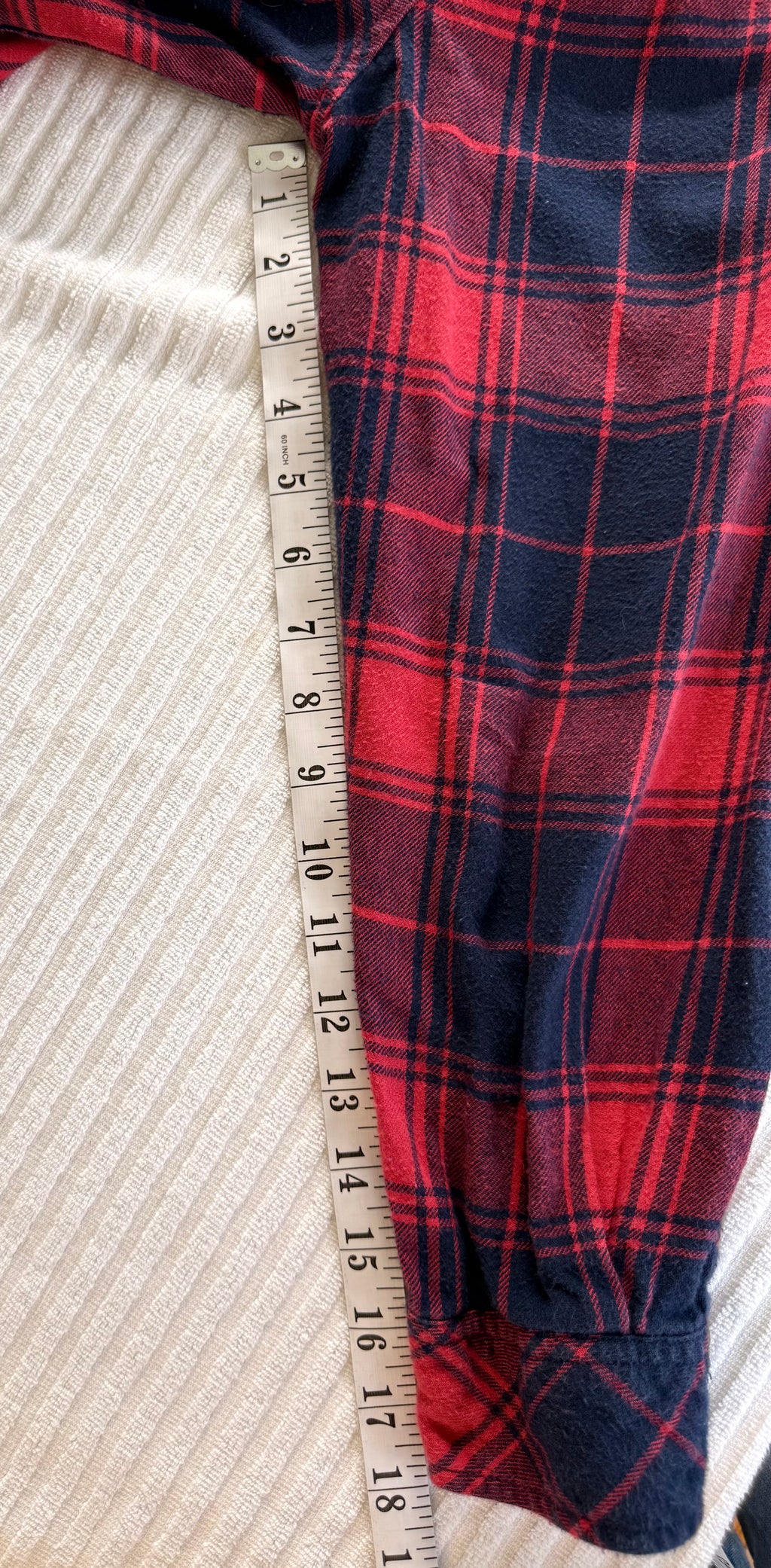 100% Cotton TNA Button Front Shirt | Size L measuring 18" sleeve 