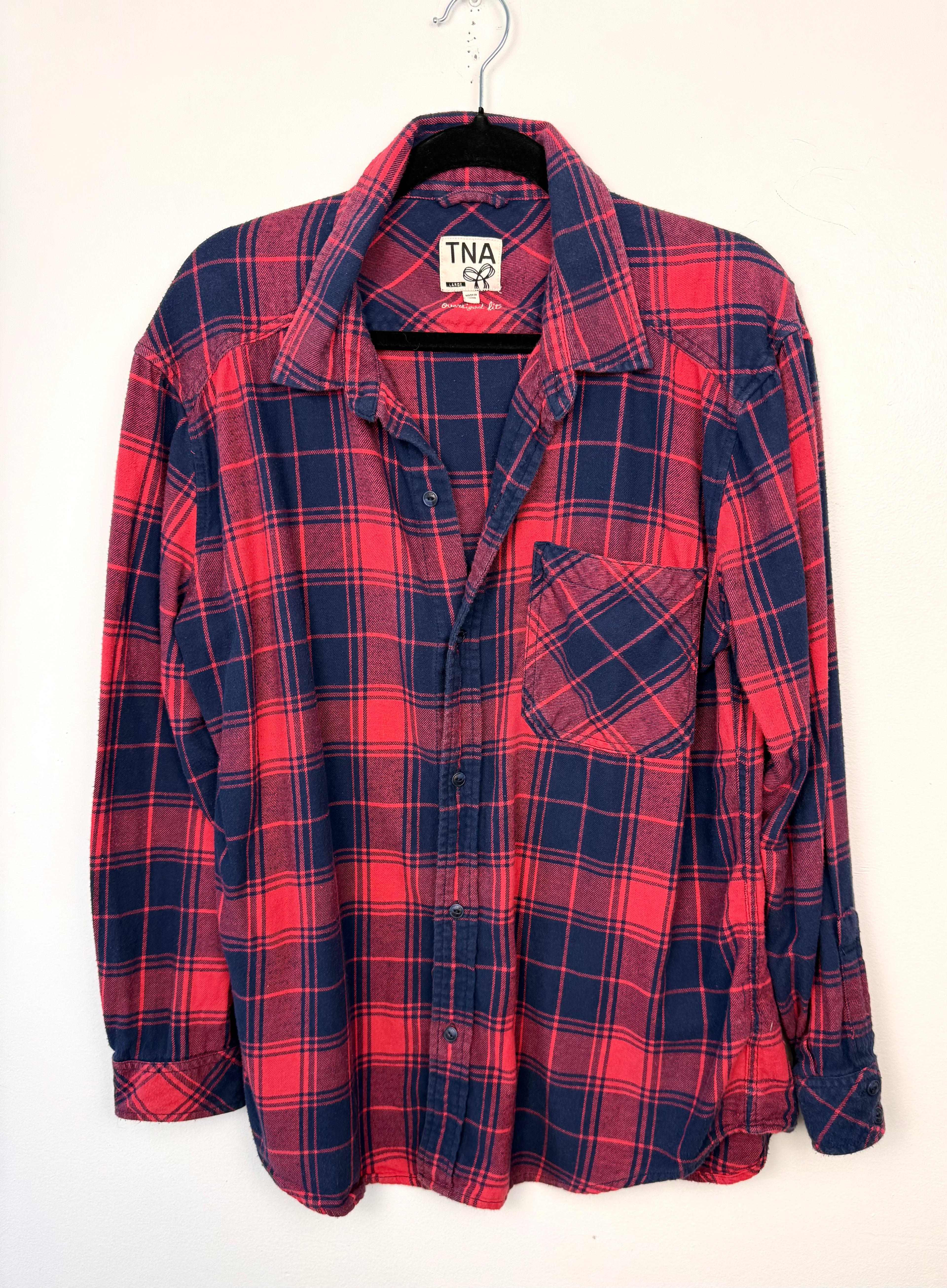 100% Cotton TNA Button Front Shirt | Size L on hanger
