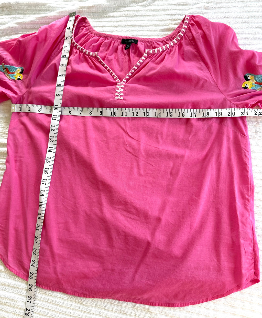 100% Cotton Talbots Embroidered Parrot Top| Size M at Blue Sparrow Shop measuring 42" bust and 26" length
