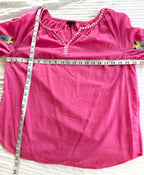 100% Cotton Talbots Embroidered Parrot Top| Size M at Blue Sparrow Shop measuring 42" bust and 26" length