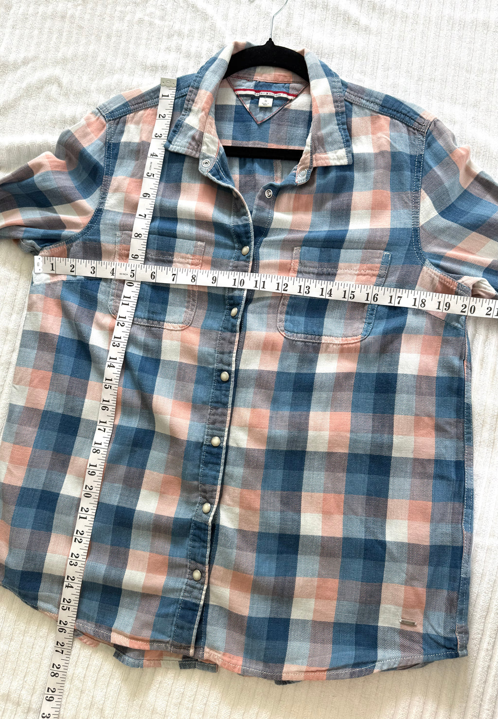 100% Cotton Tommy Hilfiger Plaid Shirt | Size M measuring 40" bust and 26" length
