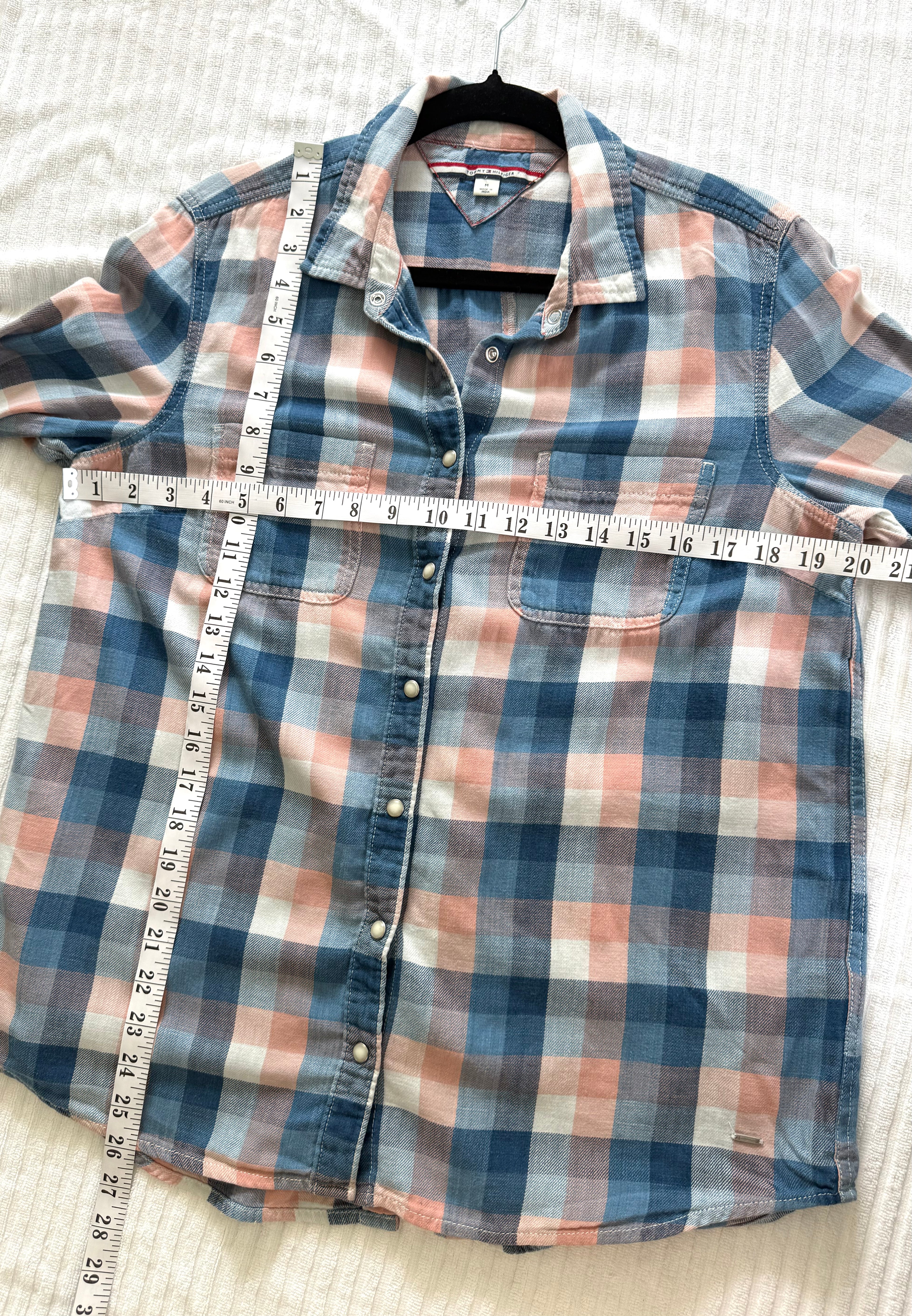 100% Cotton Tommy Hilfiger Plaid Shirt | Size M measuring 40" bust and 26" length
