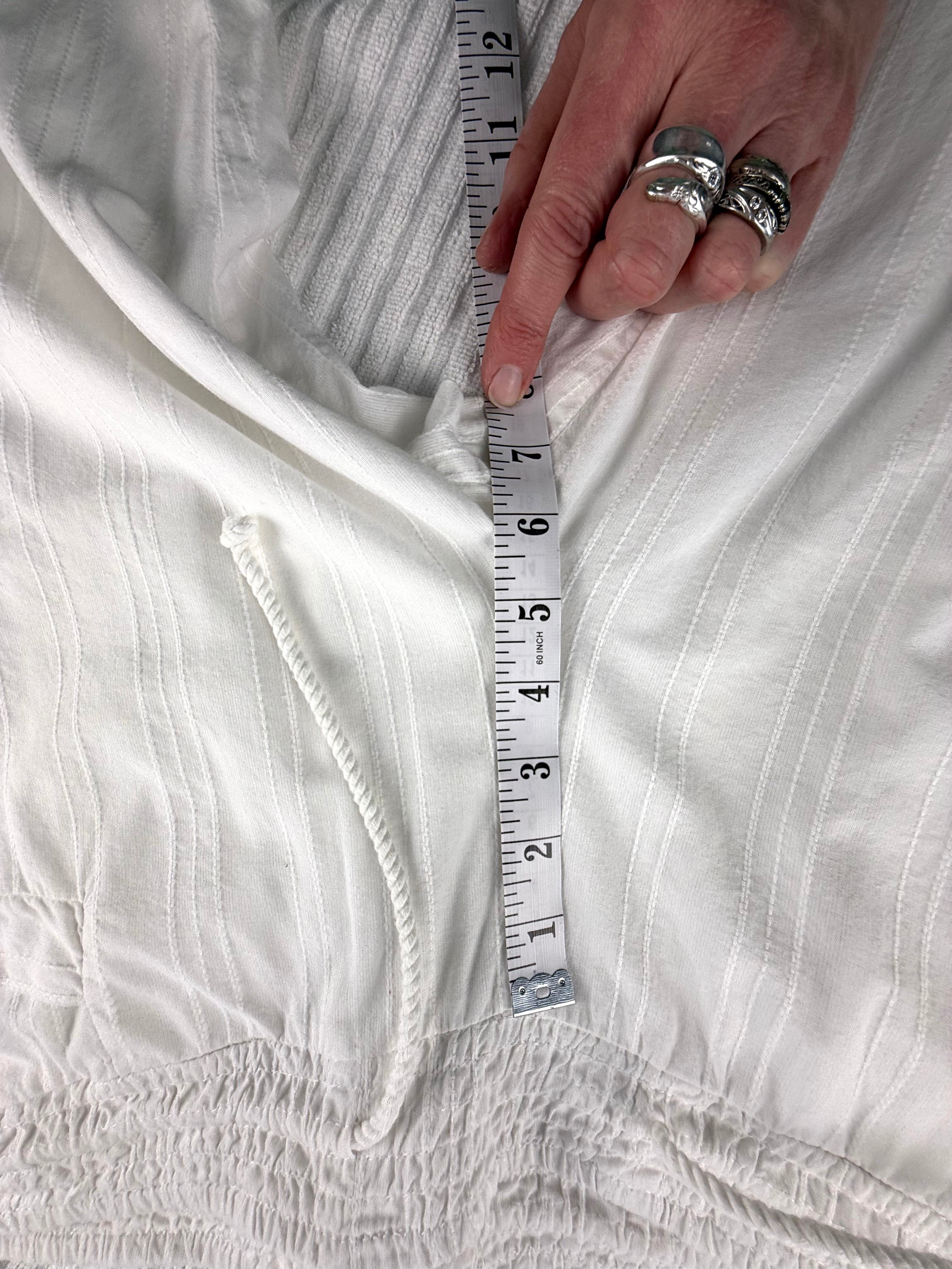 100% Cotton  Wide-Leg Beach Pants | Size XL  at Blue Sparrow Shop Resale  measuring 7" rise