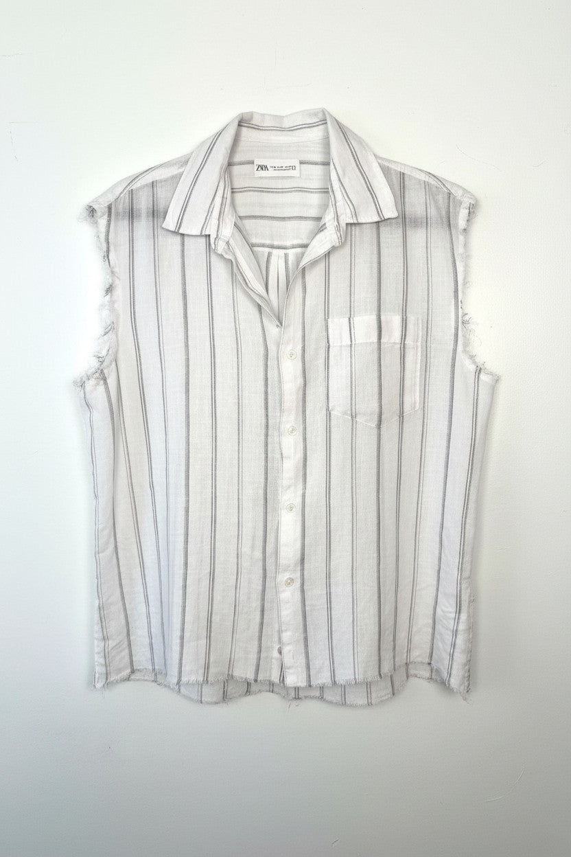 100% Linen Zara Sleeveless Button Front Top | Size M at Blue Sparrow Shop  on white background