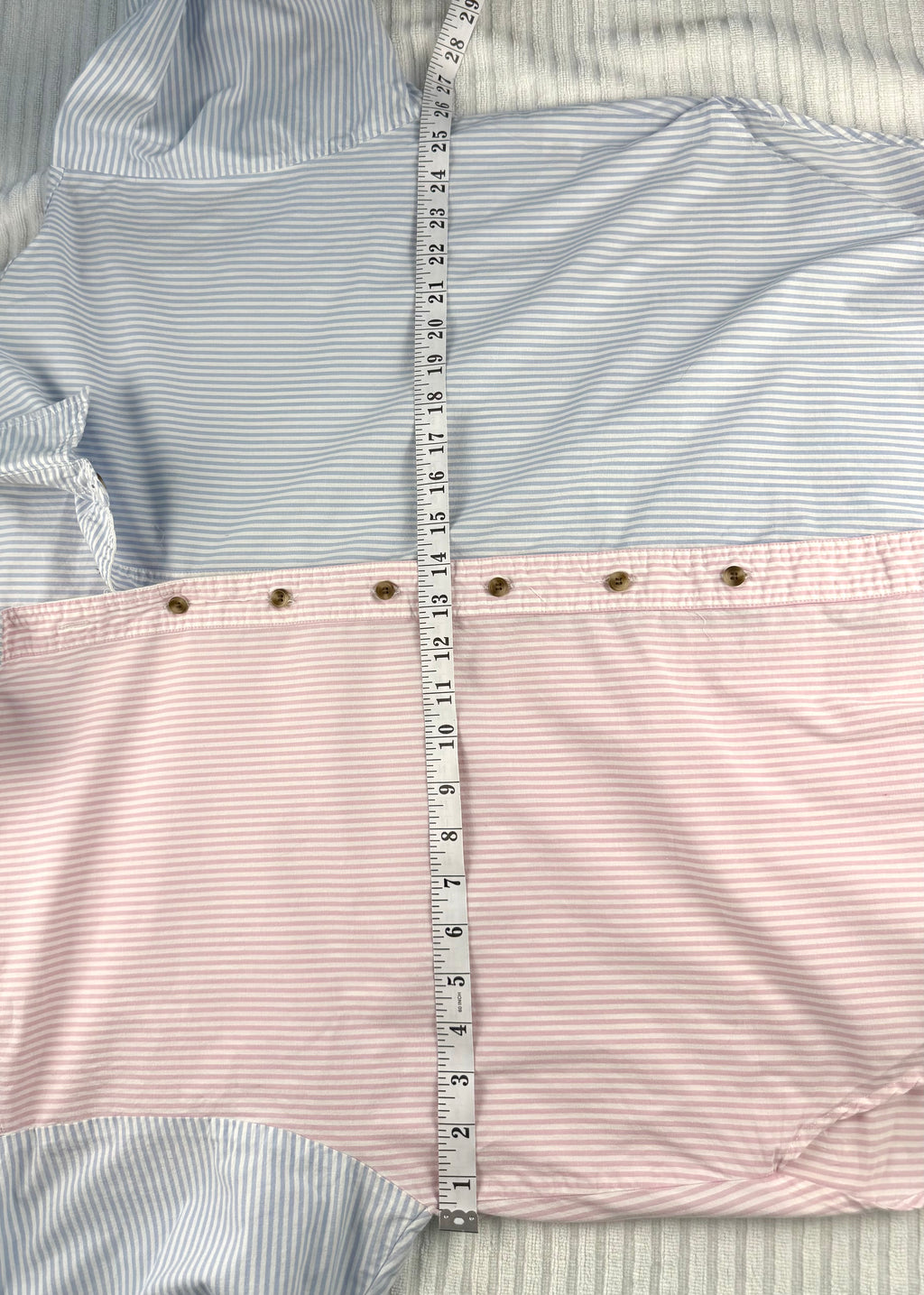 97% Cotton Y2K 80s Striped Oversized Shirt | Size L at Blue Sparrow Shop measuring 50" bust 