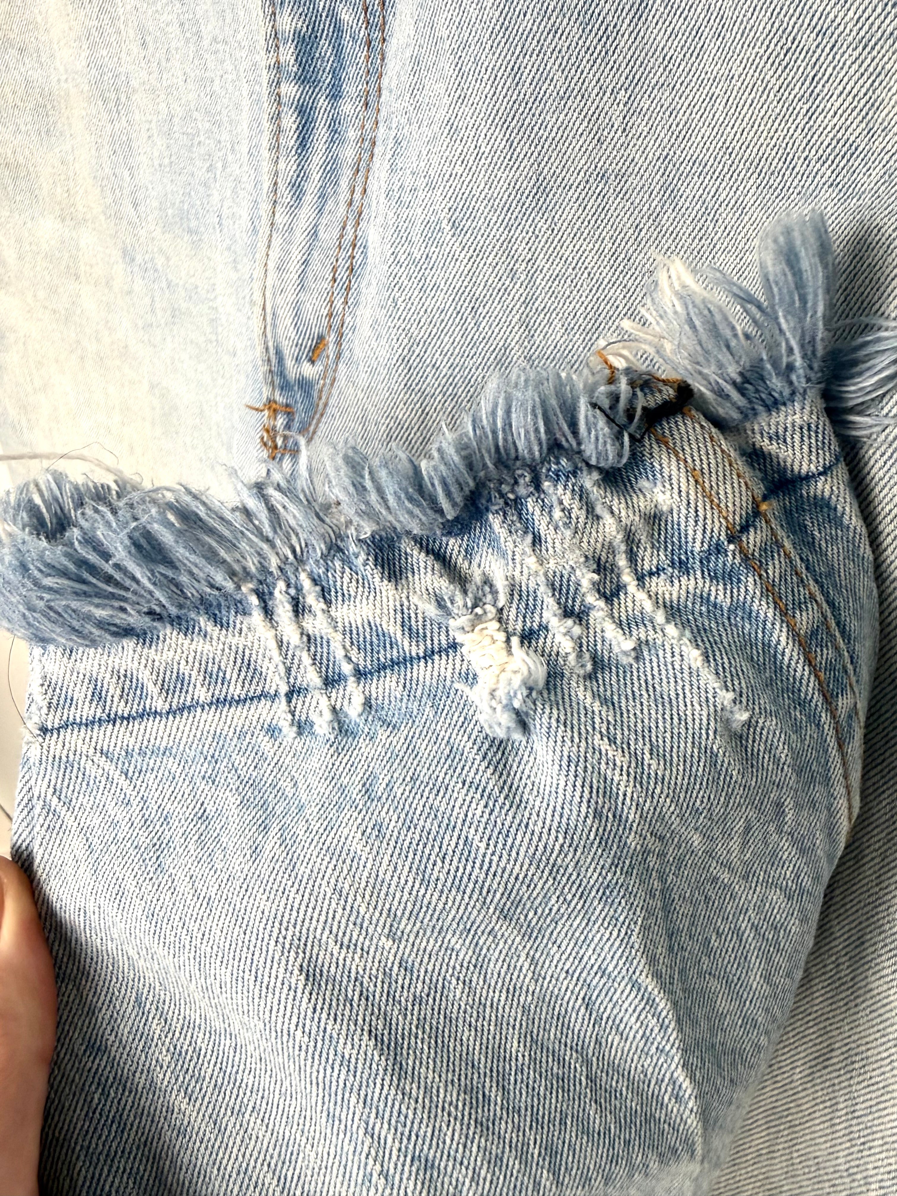 Abercrombie & Fitch Curve Love high rise mom jeans light wash distressed denim cuff detail 
