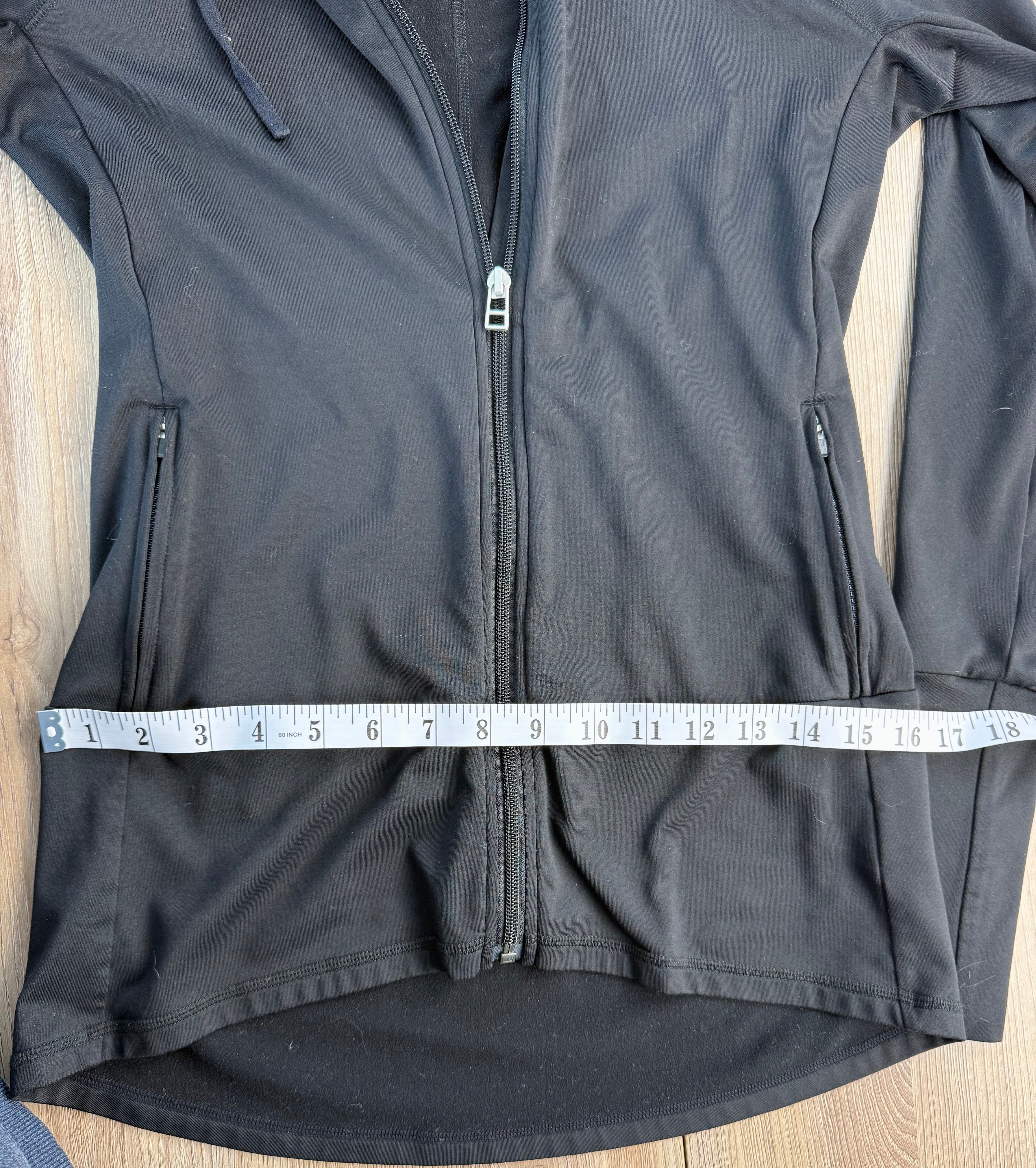 Alo hoodie measuring 32" waist 