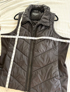  Athleta Rock Ridge PrimaLoft Insulated Vest in Black  Size XXL measuring 50" bust and 28" length