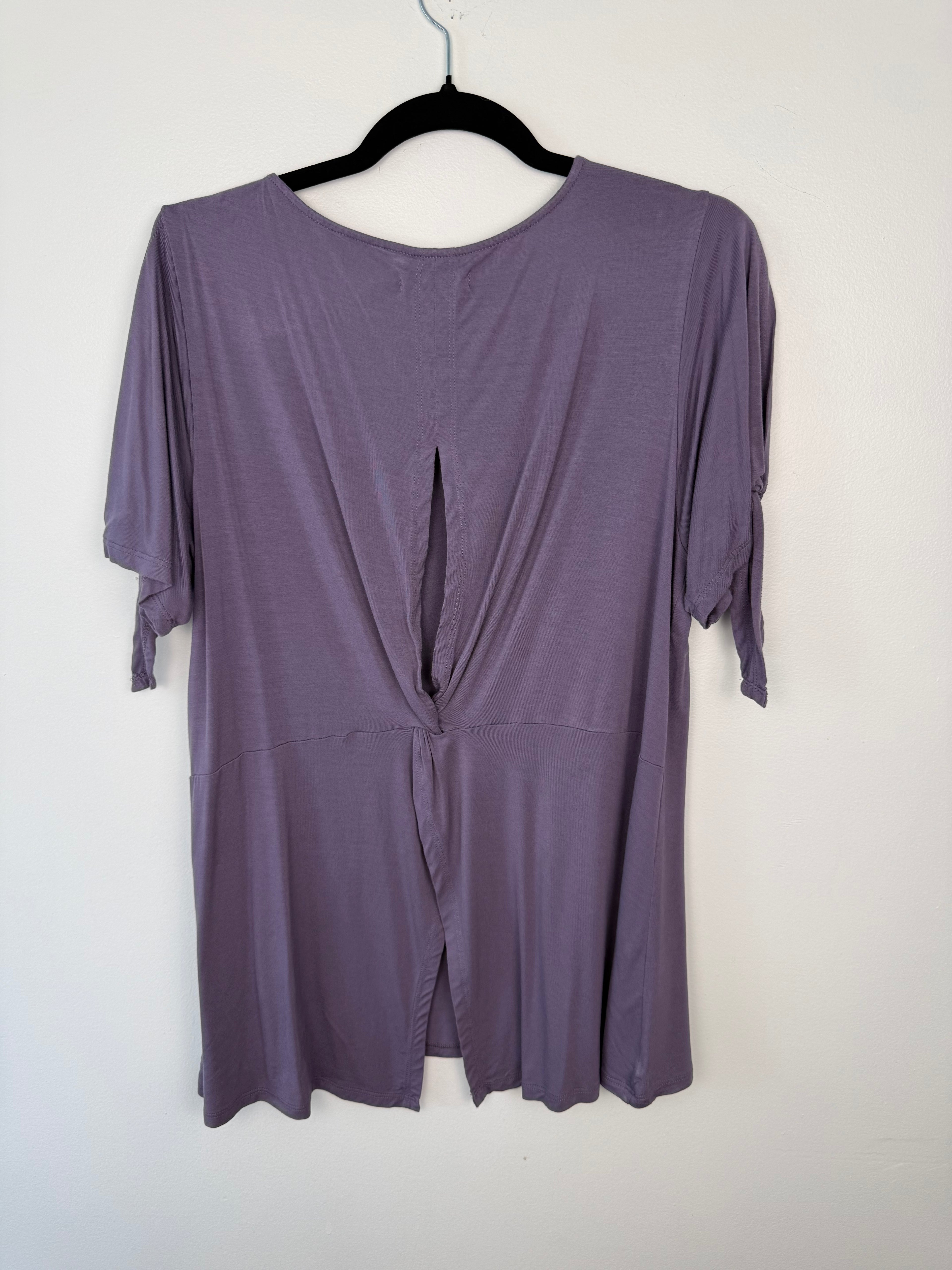 back detail on Bamboo LNBF Mauve Cutout Sleeve Top | Sustainable Fashion | Women's Medium on hanger