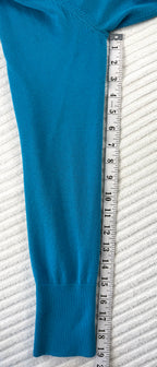 Banana Republic Fitted Cardigan | Size L  at Blue Sparrow Shop measuring 19" sleeve 