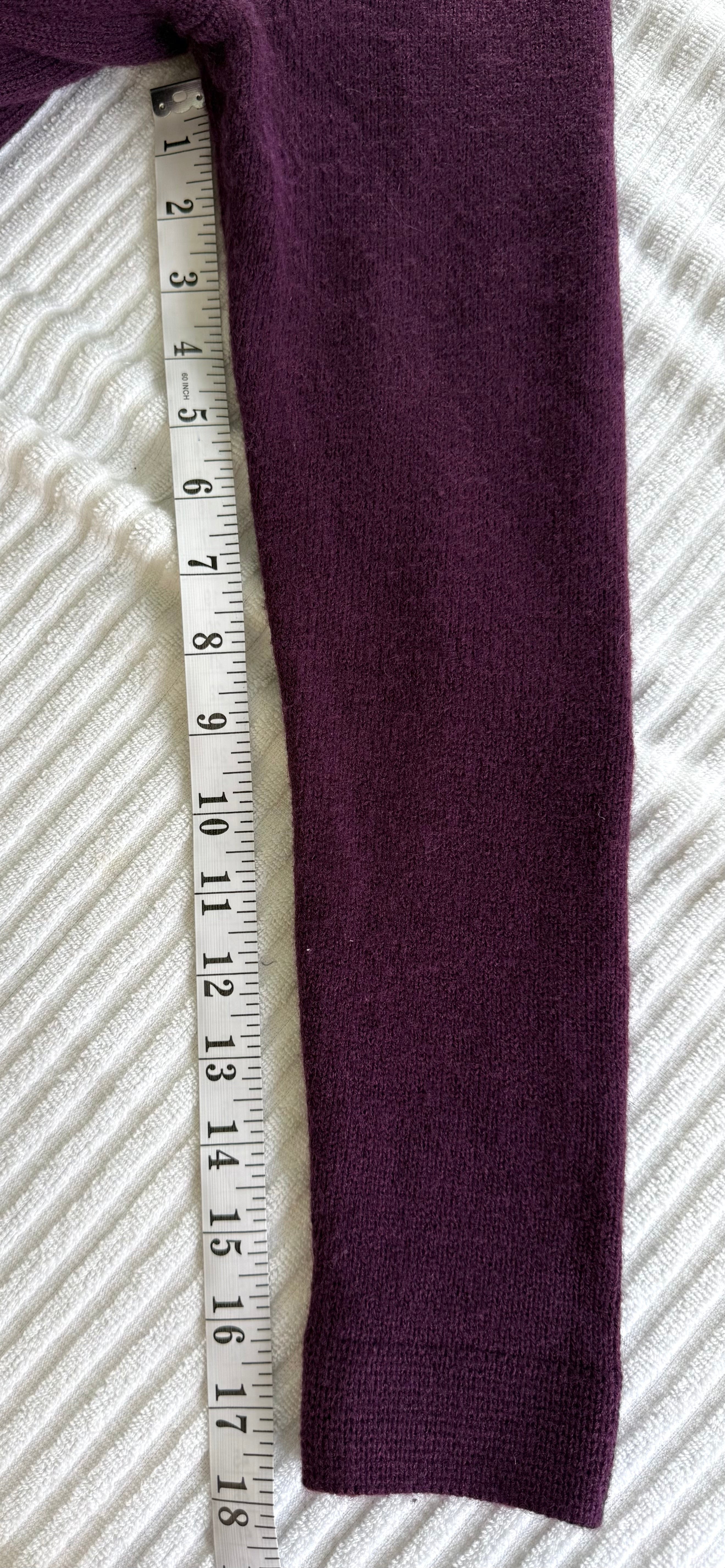 Banana Republic Knit Wrap Dress | Size L measuring 18" sleeve
