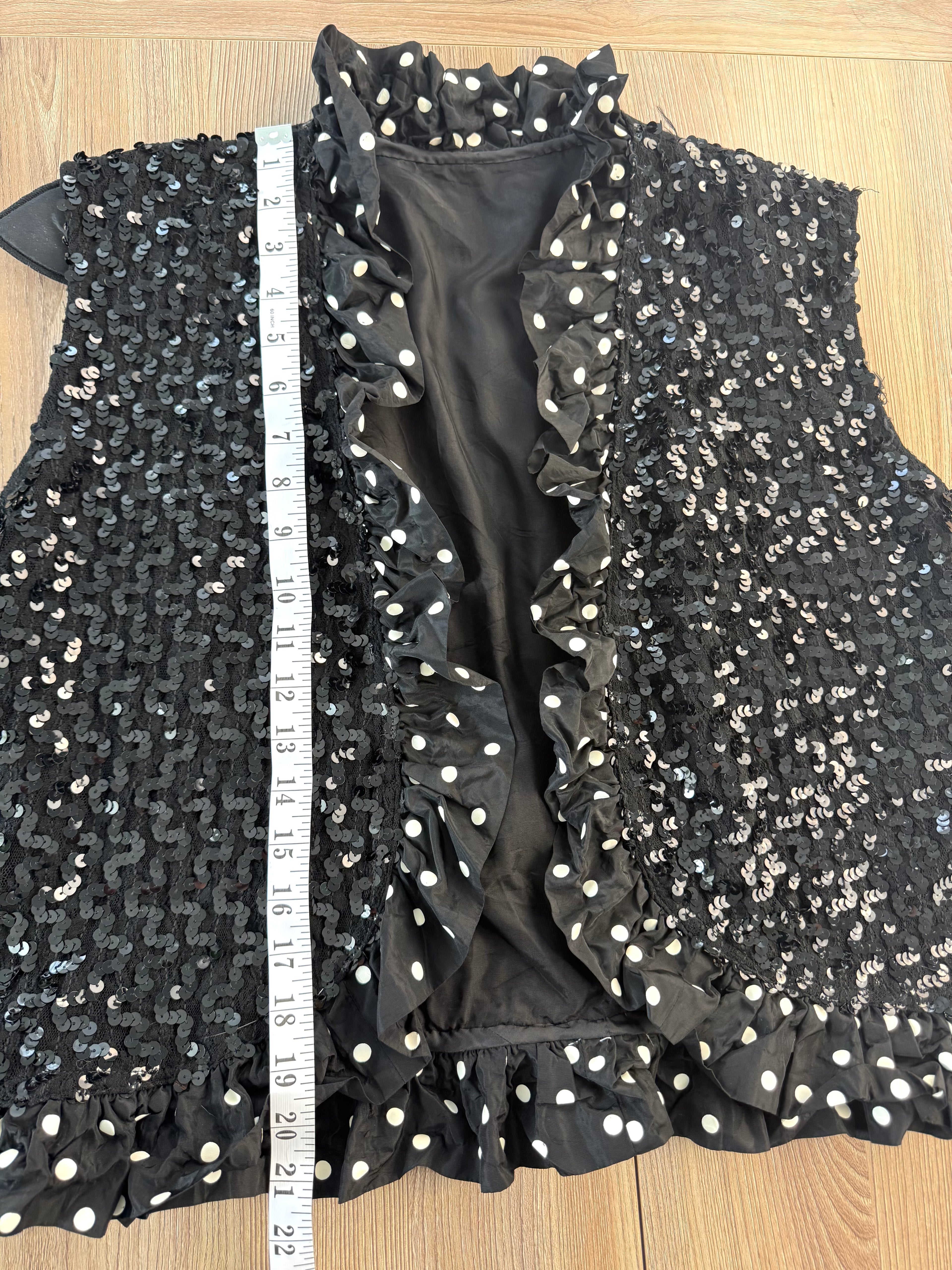 Black sequinned jacket - casual glamour jacket - 80's sequinned jacket measuring 21" from shoulder to hem