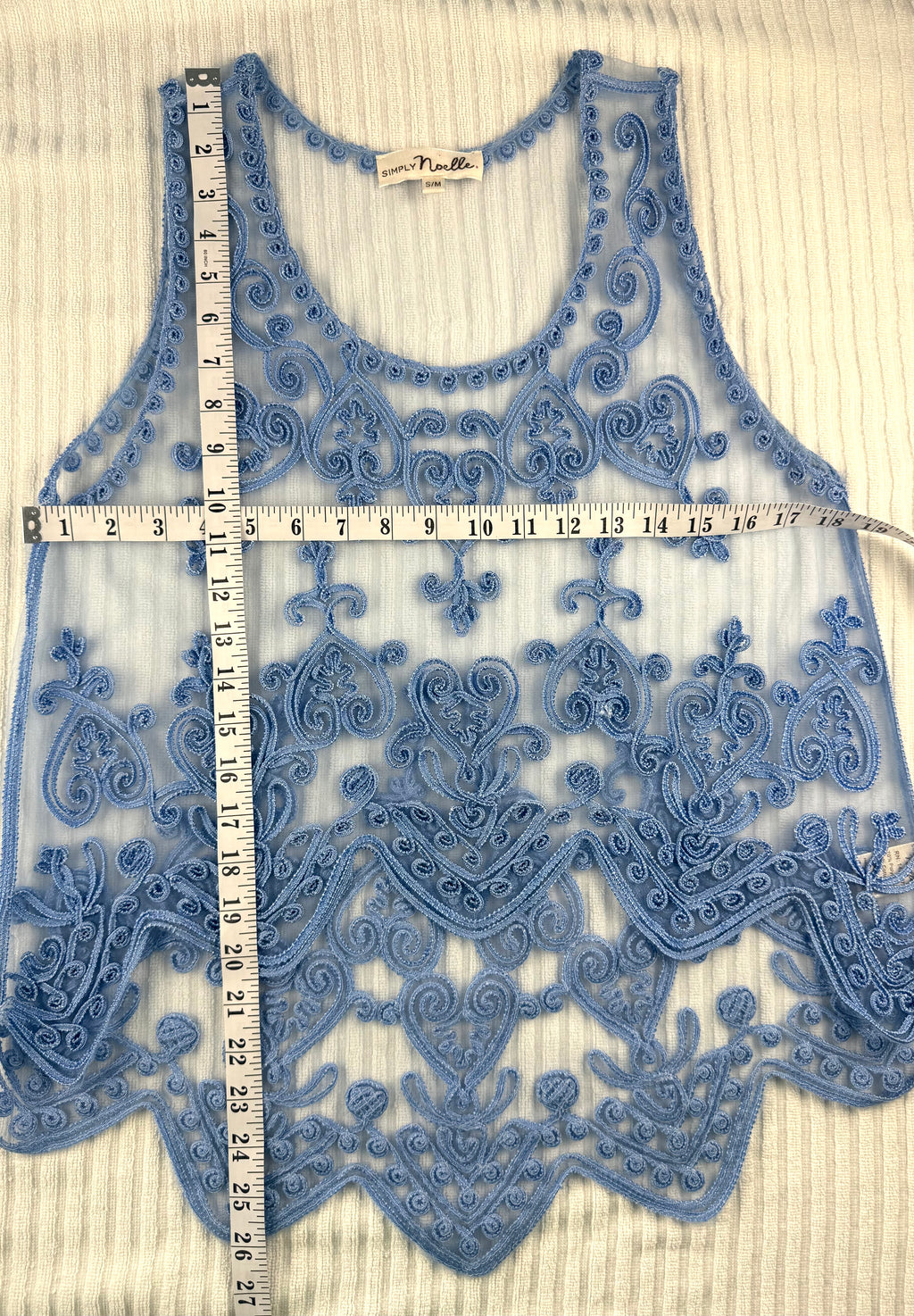 Boho Scrollwork Lace Overlay Cami Top | Size M at Blue Sparrow Shop Canadian Resale measuring 36" bust and 26" sholder to hem in back 20" shoulder to hem front 