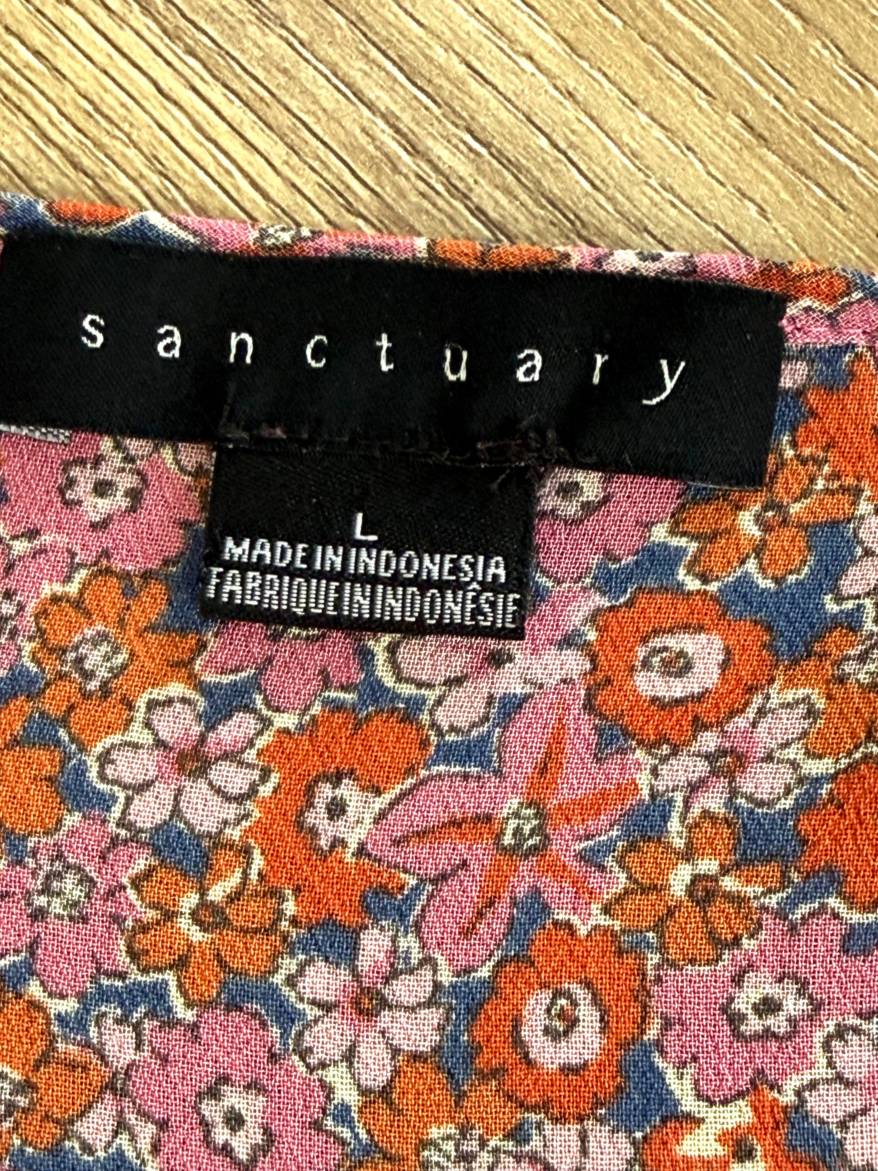 Boho dress for summer by Sanctuary brand label women’s dress size large hang tag