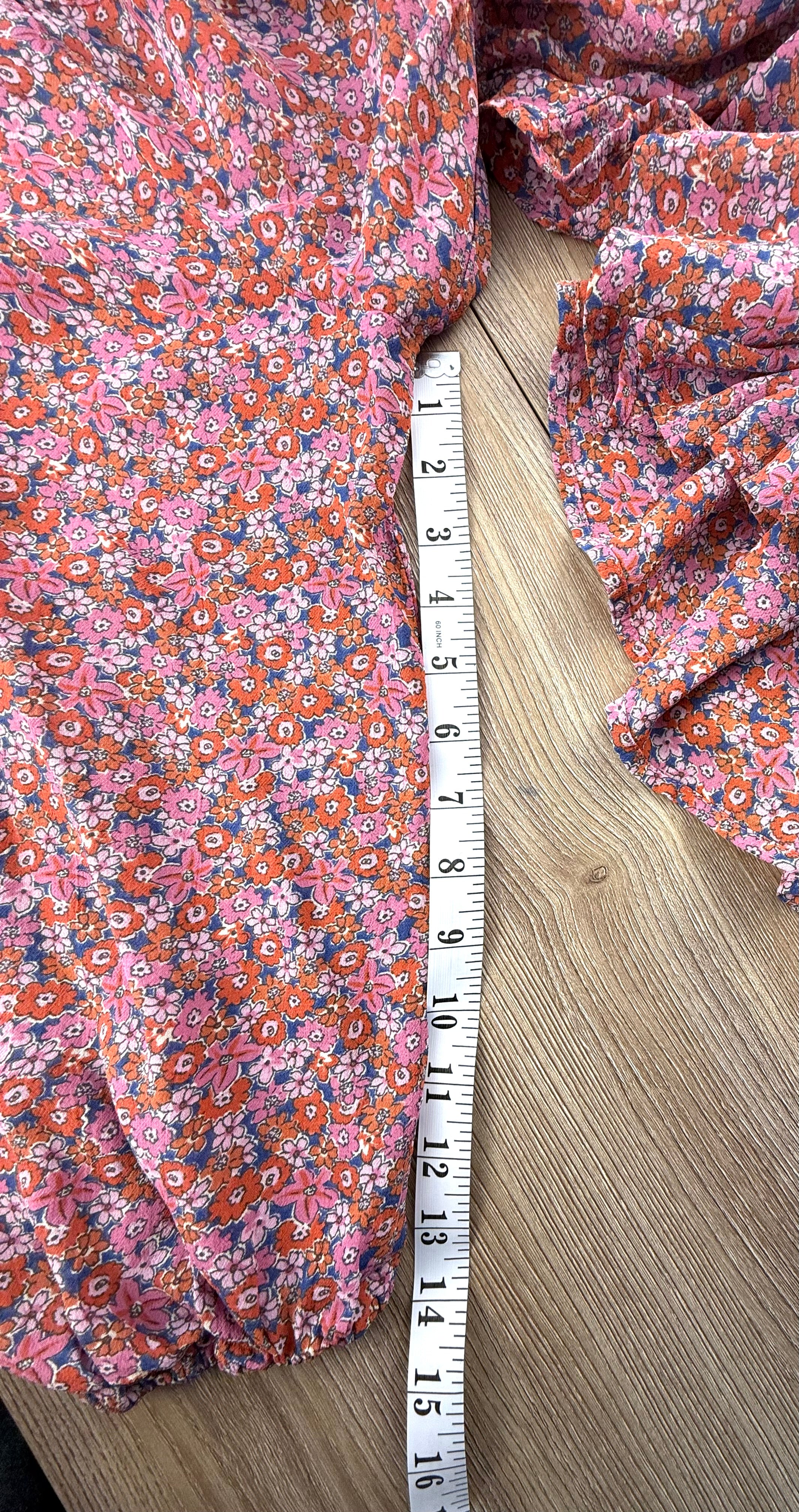 Boho floral festival dress measuring 14' sleeve length 