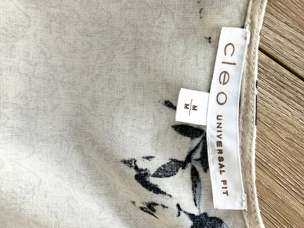 Cleo Universal Fit women medium label authentic floral kimono cardigan
