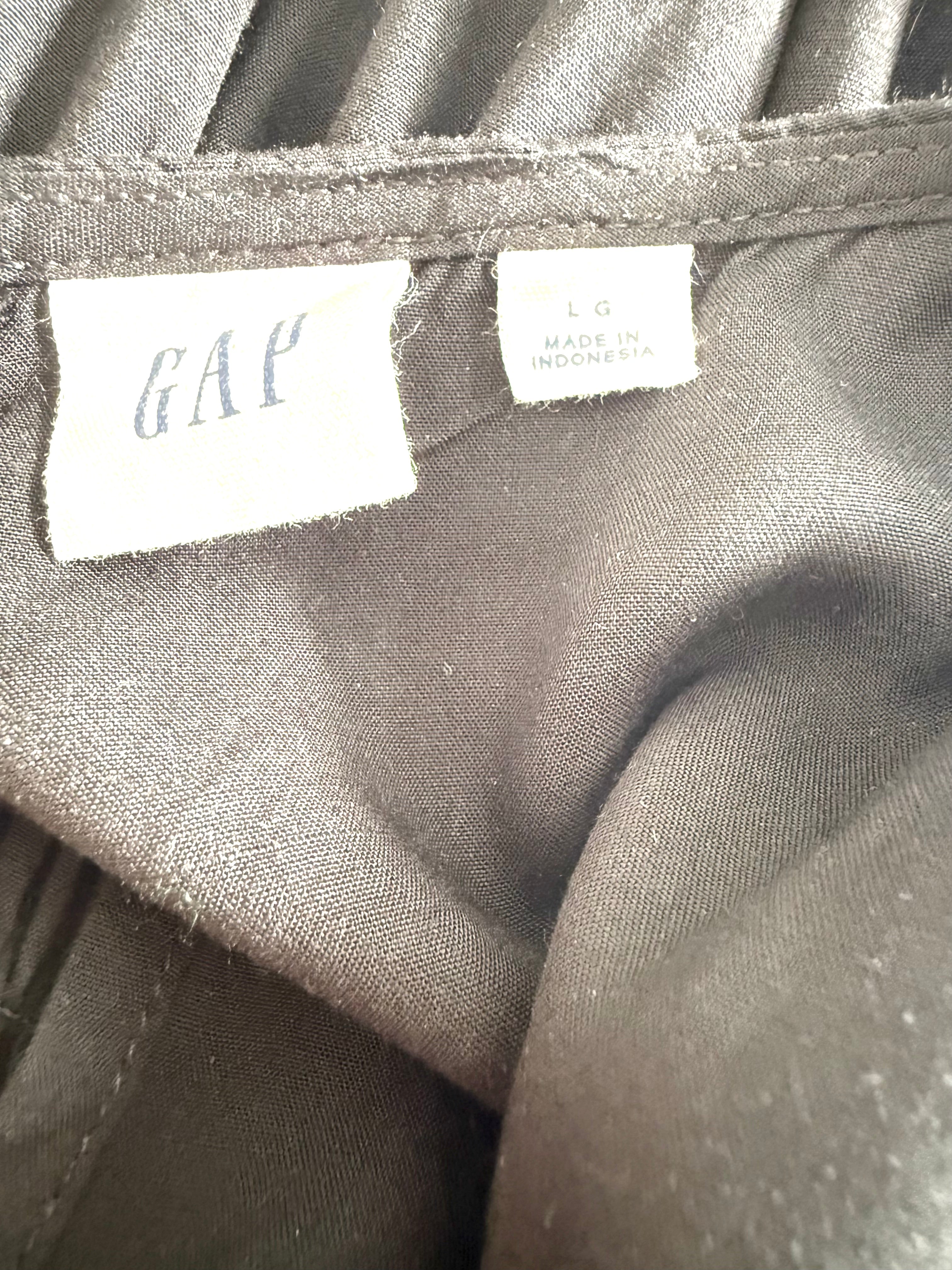 GAP size large clothing label close-up