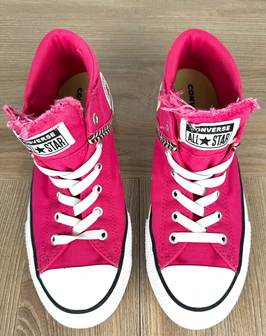 Converse Chuck Taylor High Tops | Size 8 at Blue Sparrow Shop
