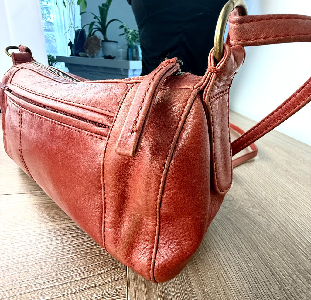 Derek Alexander Leather Crossbody Bag  close up 