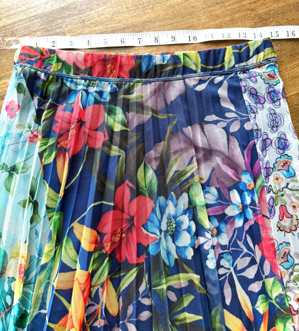 Desigual Patchwork Skirt at Blue Sparrow Shop measuring 30" waist 