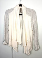 Dolce Vita Left Coast Collection cream grey open front drape cardigan medium on hanger