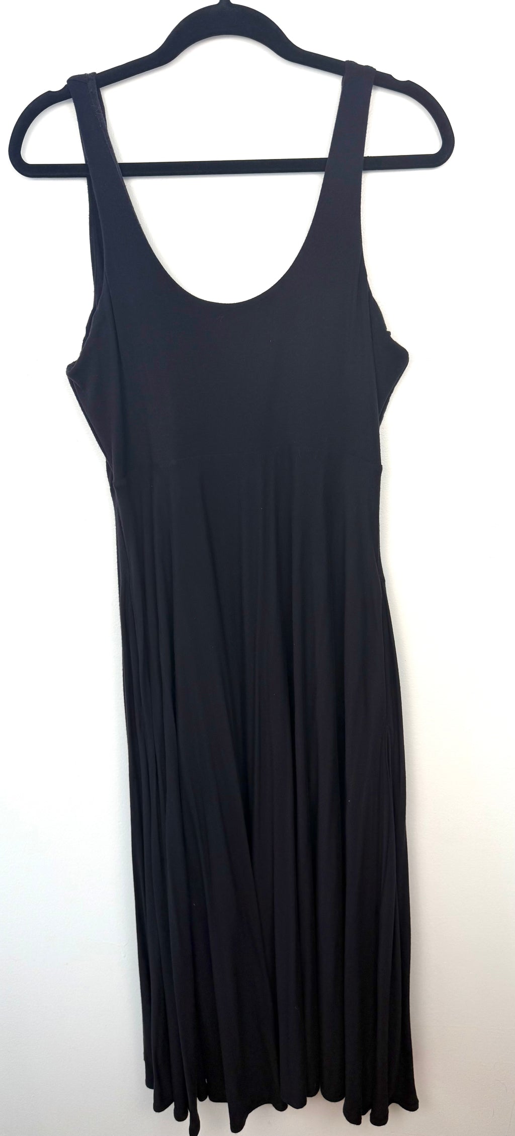 Athleta black sleeveless maxi dress size large front view scoop neck