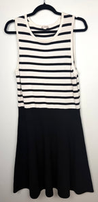 GAP 100% Cotton Sleeveless Fit-and-Flare Knit Dress at Blue Sparrow Shop 