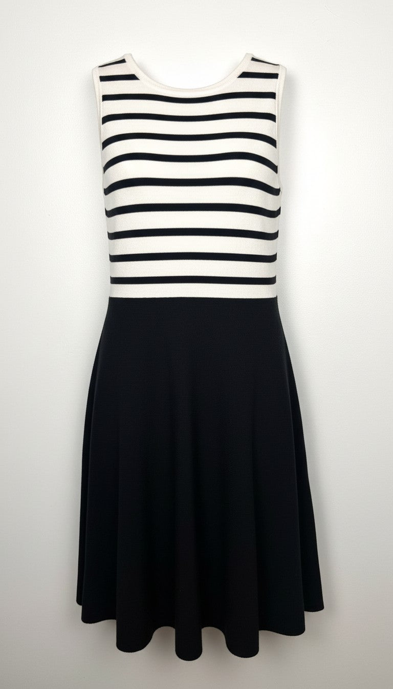 GAP 100% Cotton Sleeveless Fit-and-Flare Knit Dress | Size L at Blue Sparrow shop