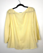 Gap women's linen, loose fit summer top back view  on hanger