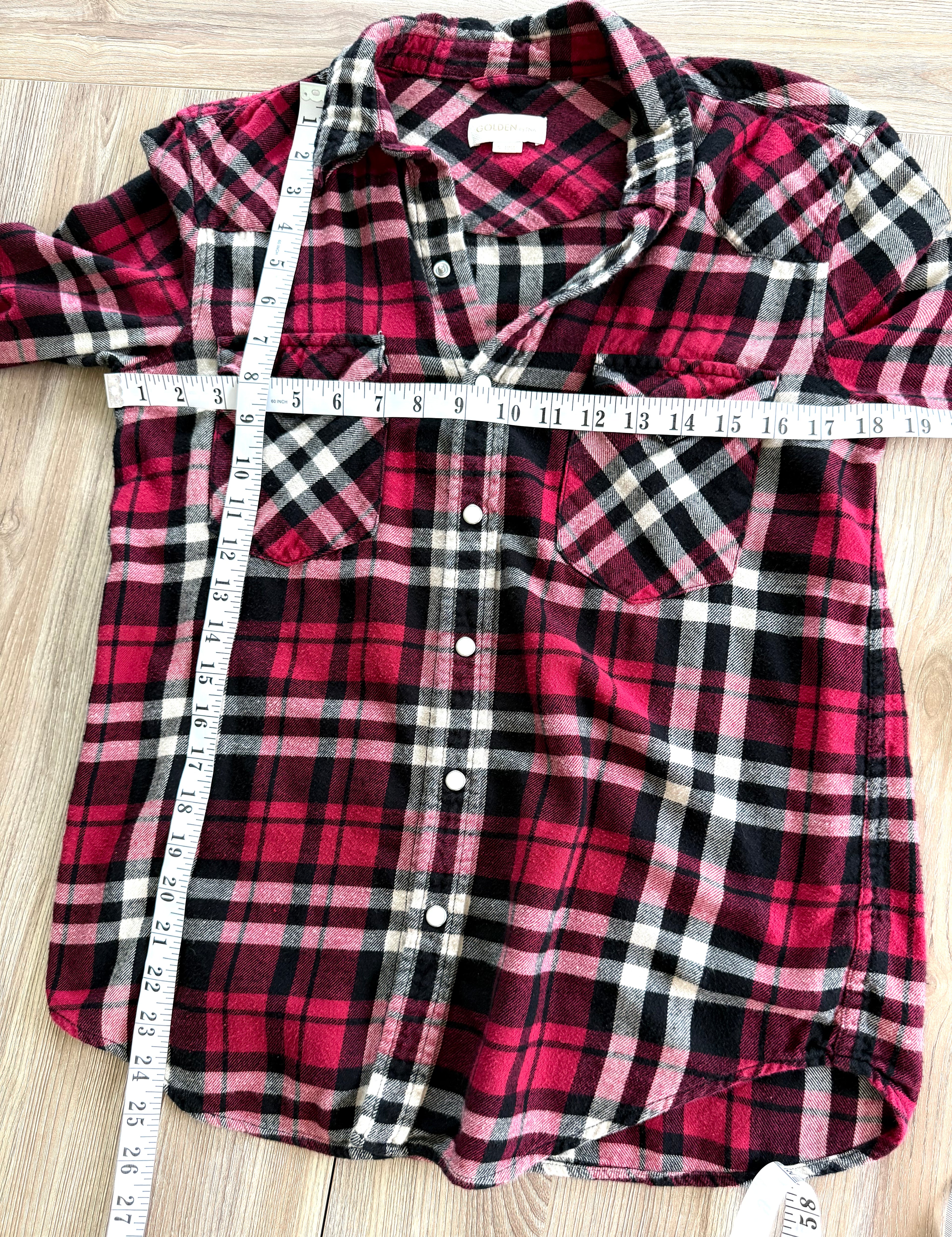 Golden by TNA Women's Red Plaid Flannel Snap Front Shirt | Size Small | 100% Cotton measuring 36" bust and 25" length