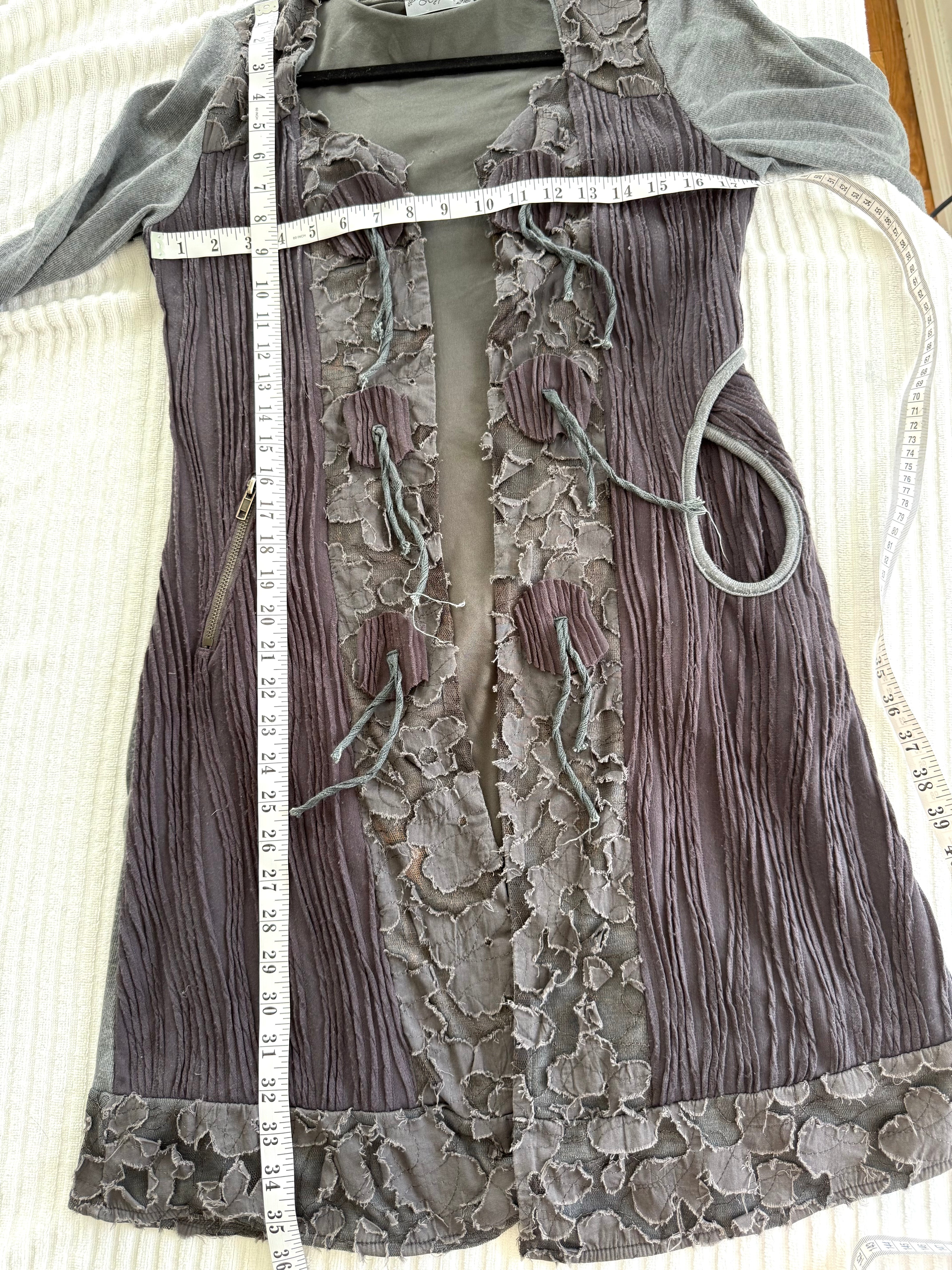 Hypnose Grey Mixed-Media Layered Cardigan | Size S/M measuring 36" bust and 35" length