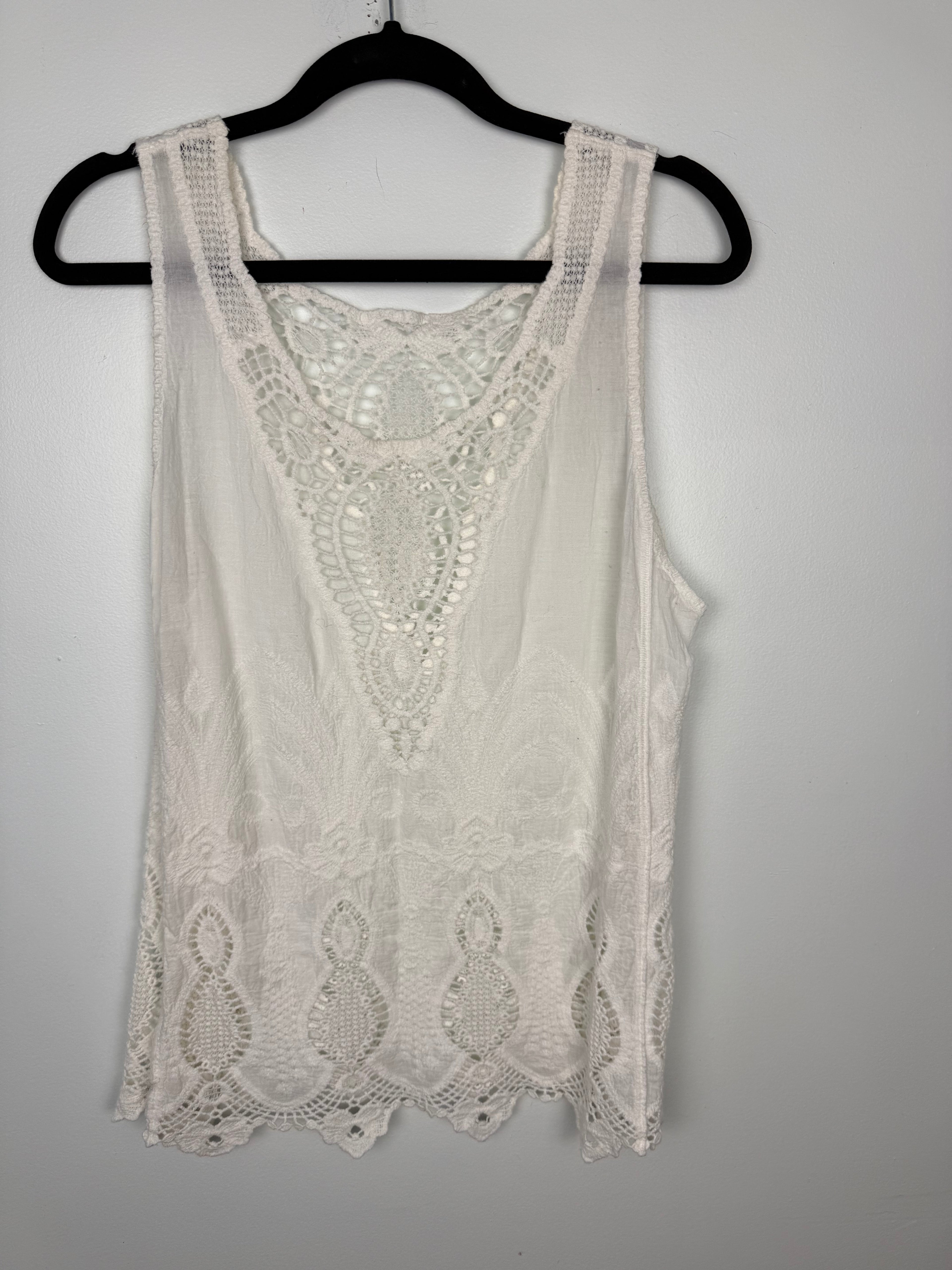 89 White lace sleeveless top