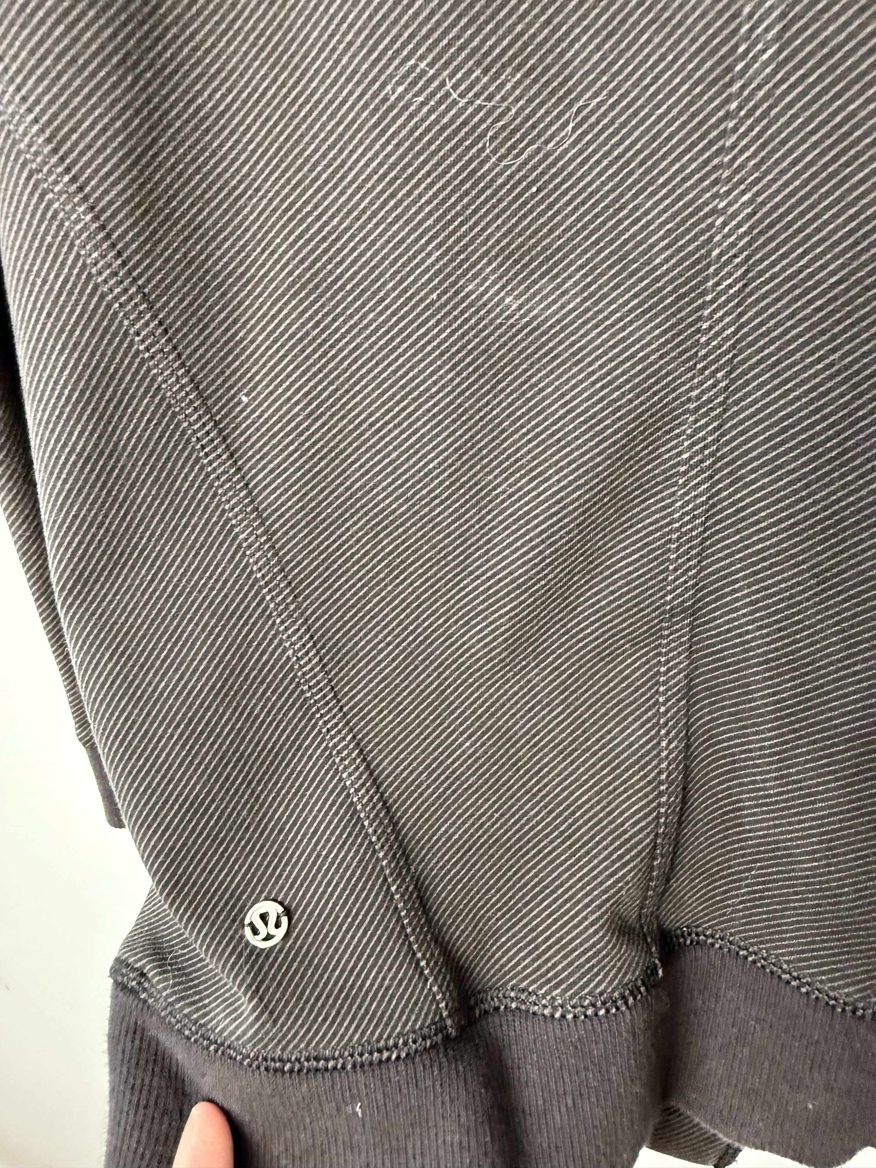 Lululemon Scuba Jacket | Size 6