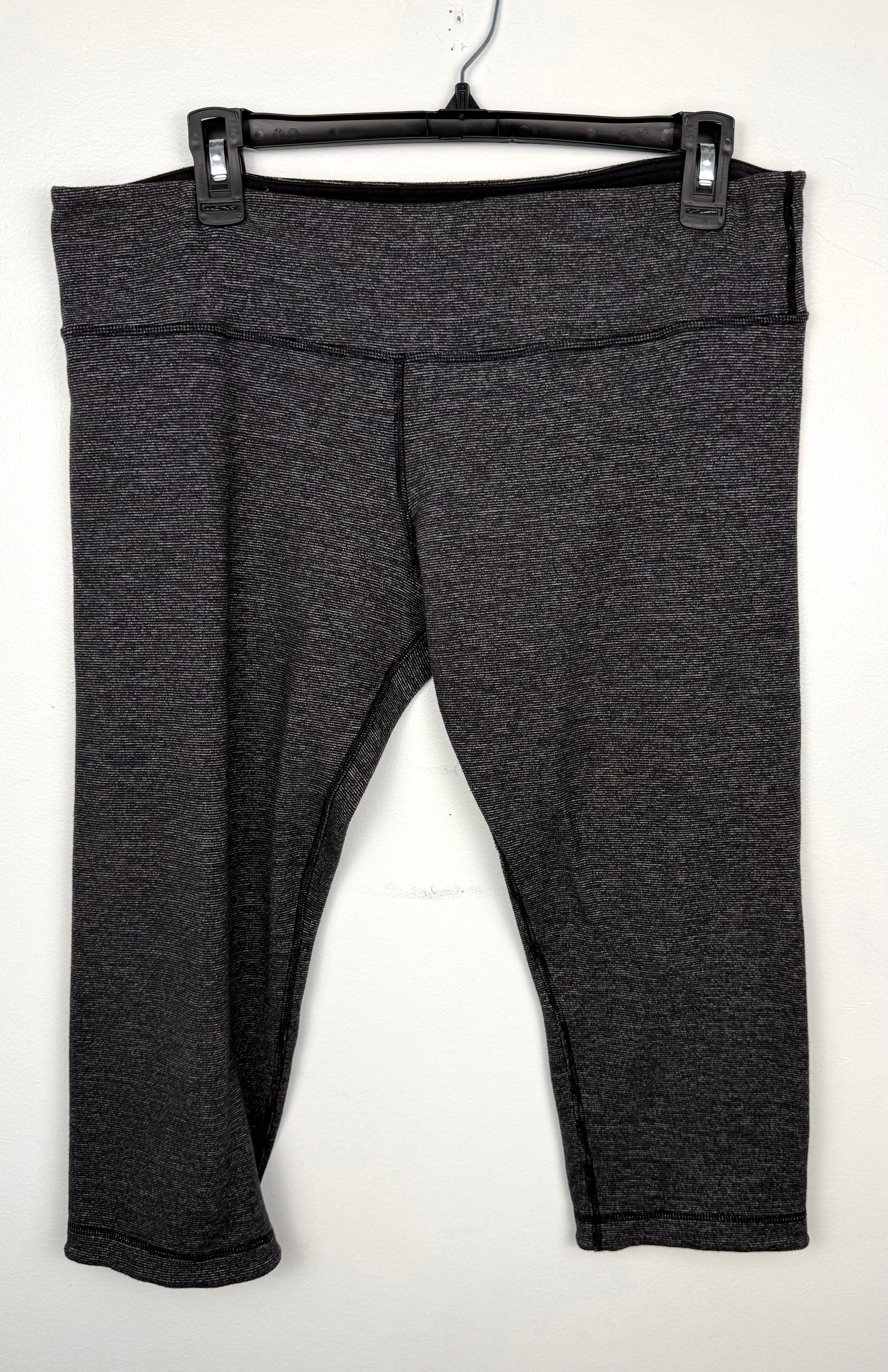 Lululemon Heavier Capri | Size 12