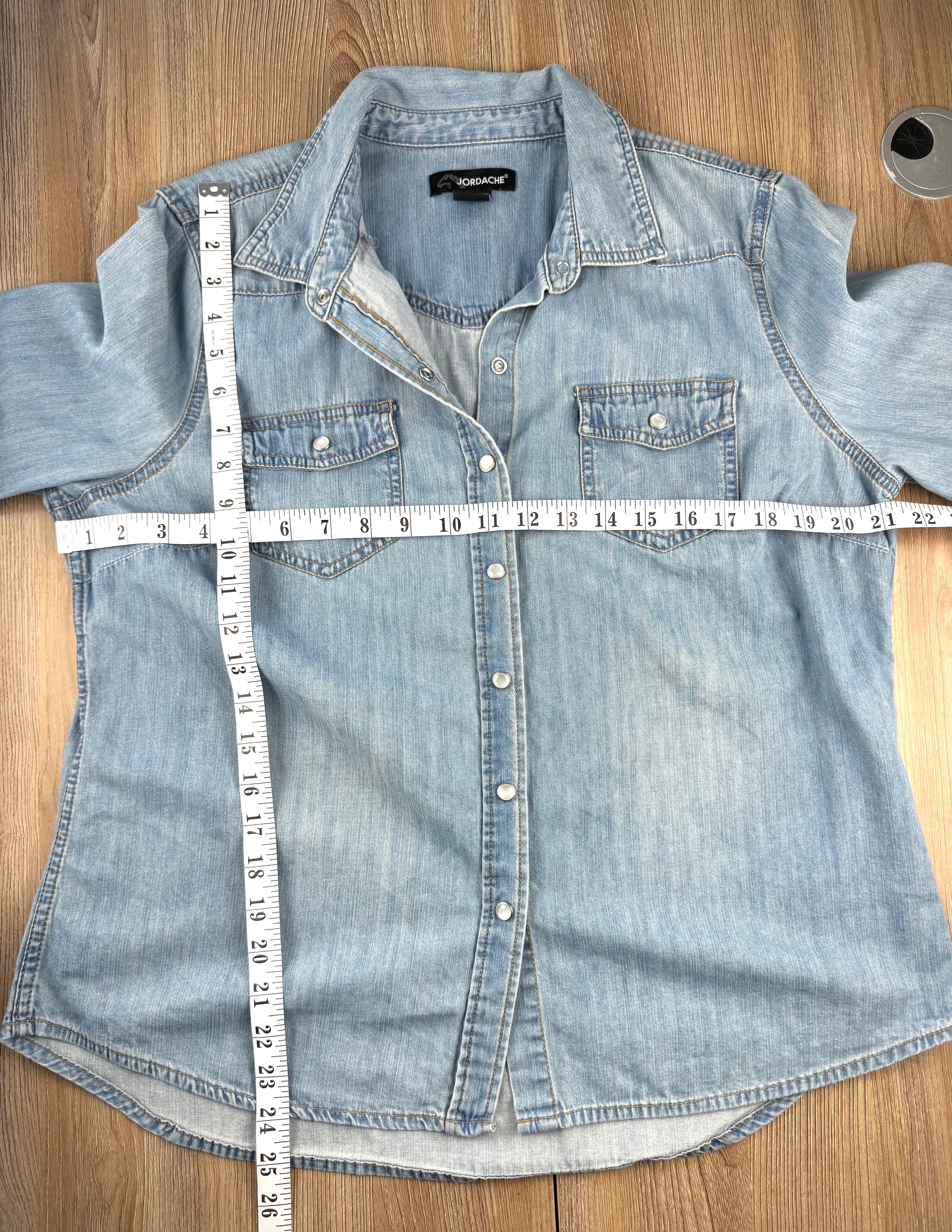 Jordache Denim Shirt with Patchwork Quilt Flower Back at Blue Sparrow Shop measuring 42" bust and 24" shoulder to hem 