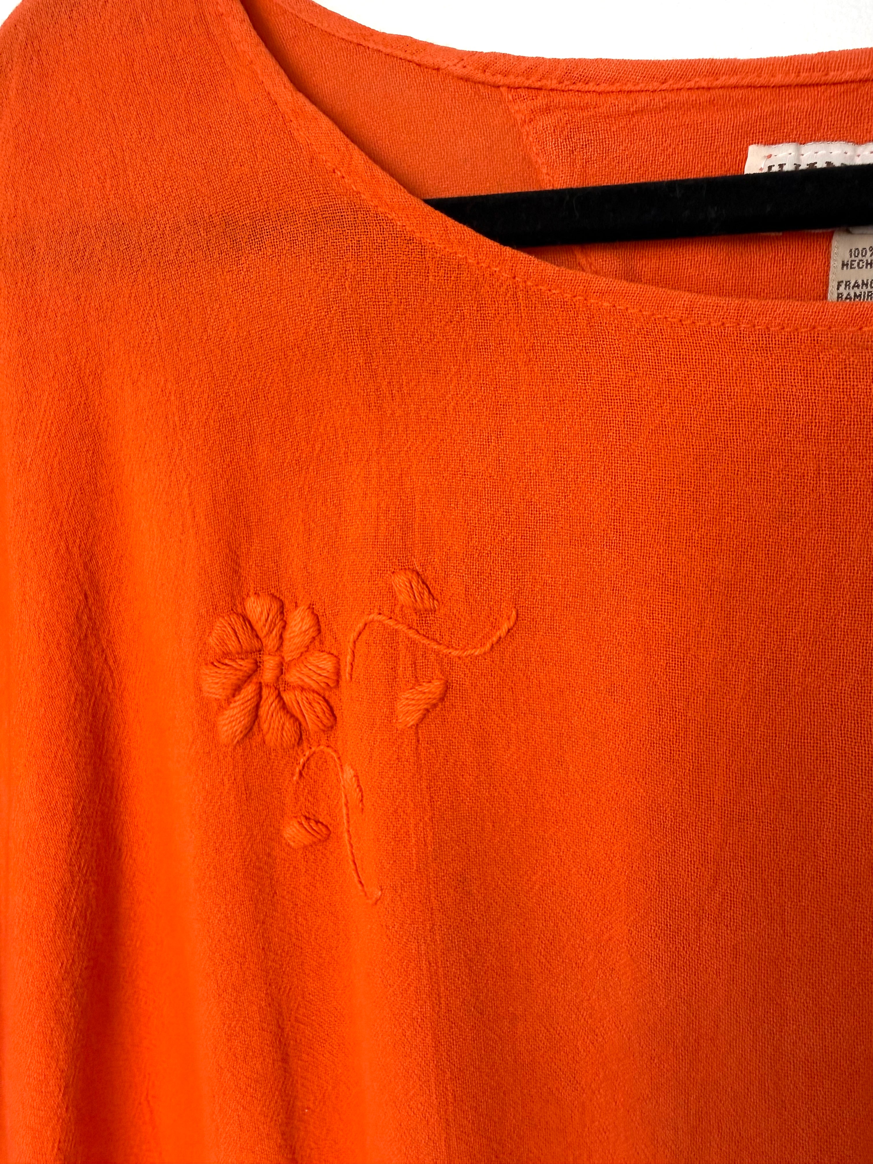 Juanita Banana artisan-made Mexican 100% cotton burnt orange batwing peplum top size M — Blue Sparrow pre-loved women's fashion close up detail on front