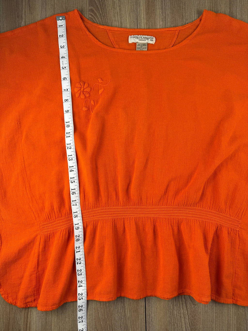 Juanita Banana artisan-made Mexican 100% cotton burnt orange batwing peplum top size M — Blue Sparrow pre-loved women's fashion measuring 25" shoulder to hem