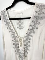 Kalypso7 Embroidered Boho Tunic Dress close up of collar detail 
