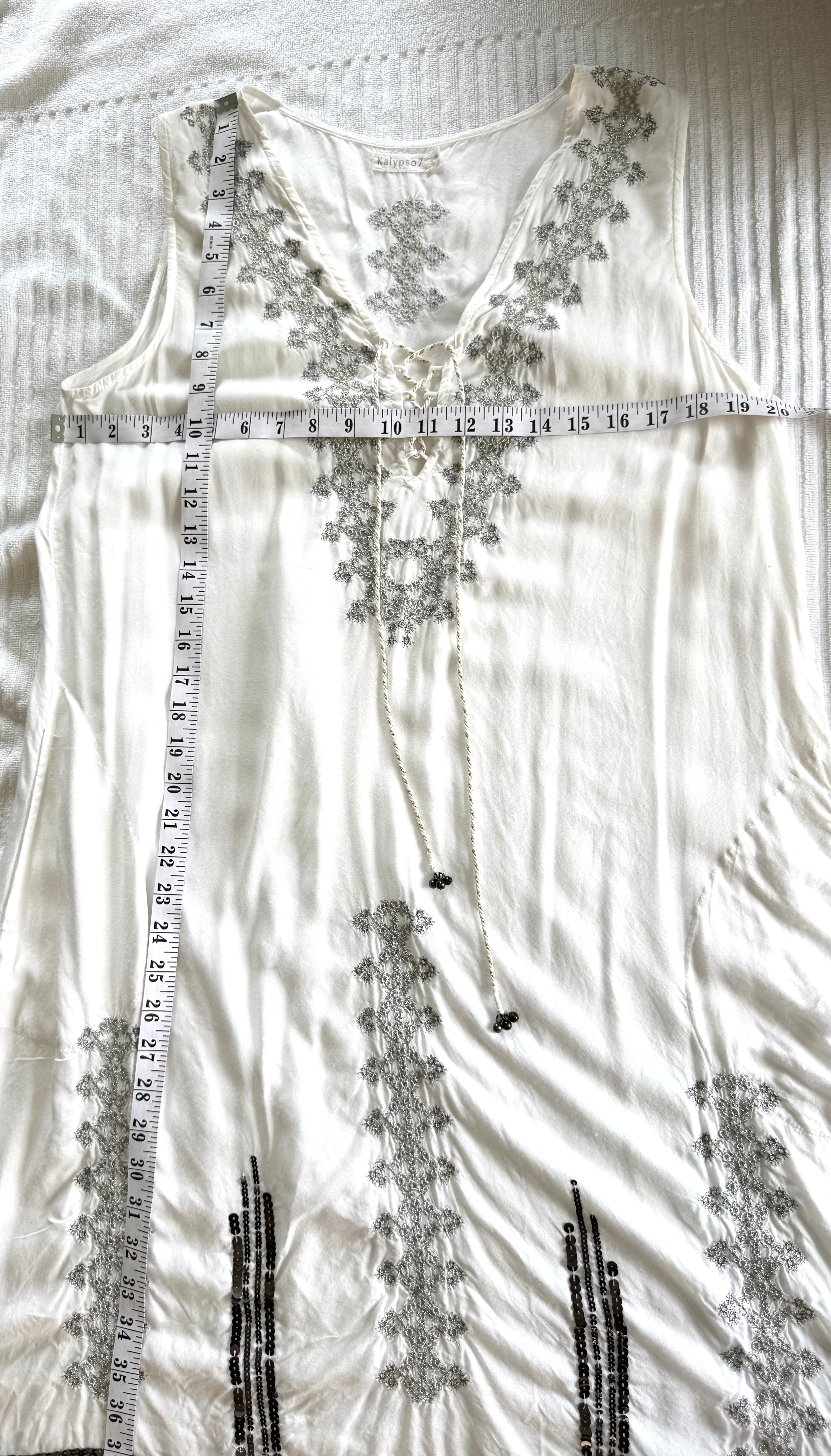 Kalypso7 Embroidered Boho Tunic Dress measuring 40" bust and 38" shoulder to hem 