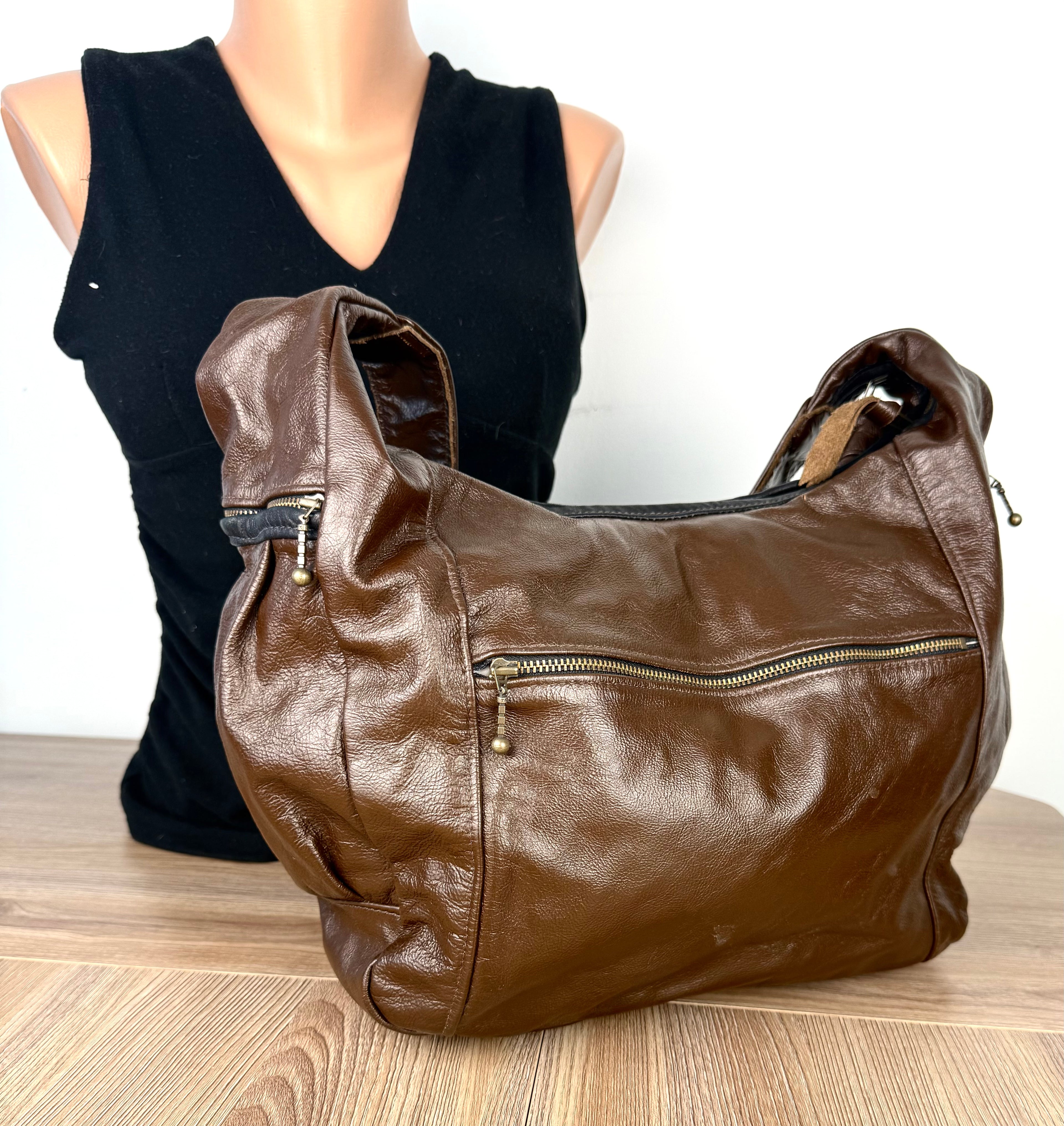 Karen Gunna Handmade Leather Crossbody Bag-The Ella and Louella