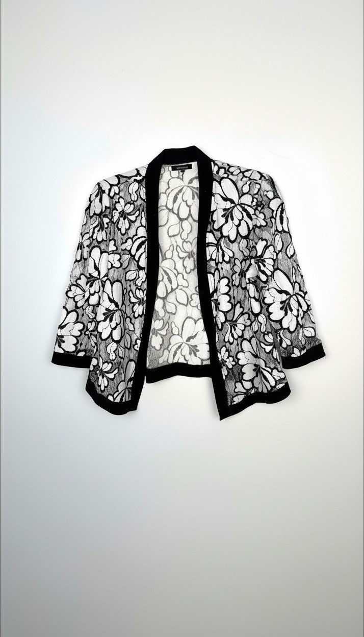 Lace_Open_Front_Cropped_Jacket_Size_M_at_Blue_Sparrow_Shop