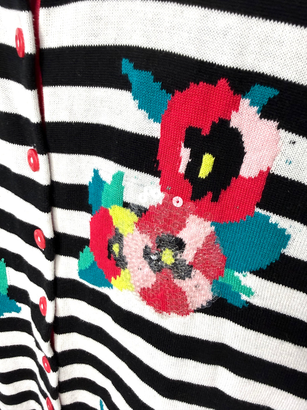 Le Grenier NWT bold graphic knit cardigan with sequinned floral detail  up close