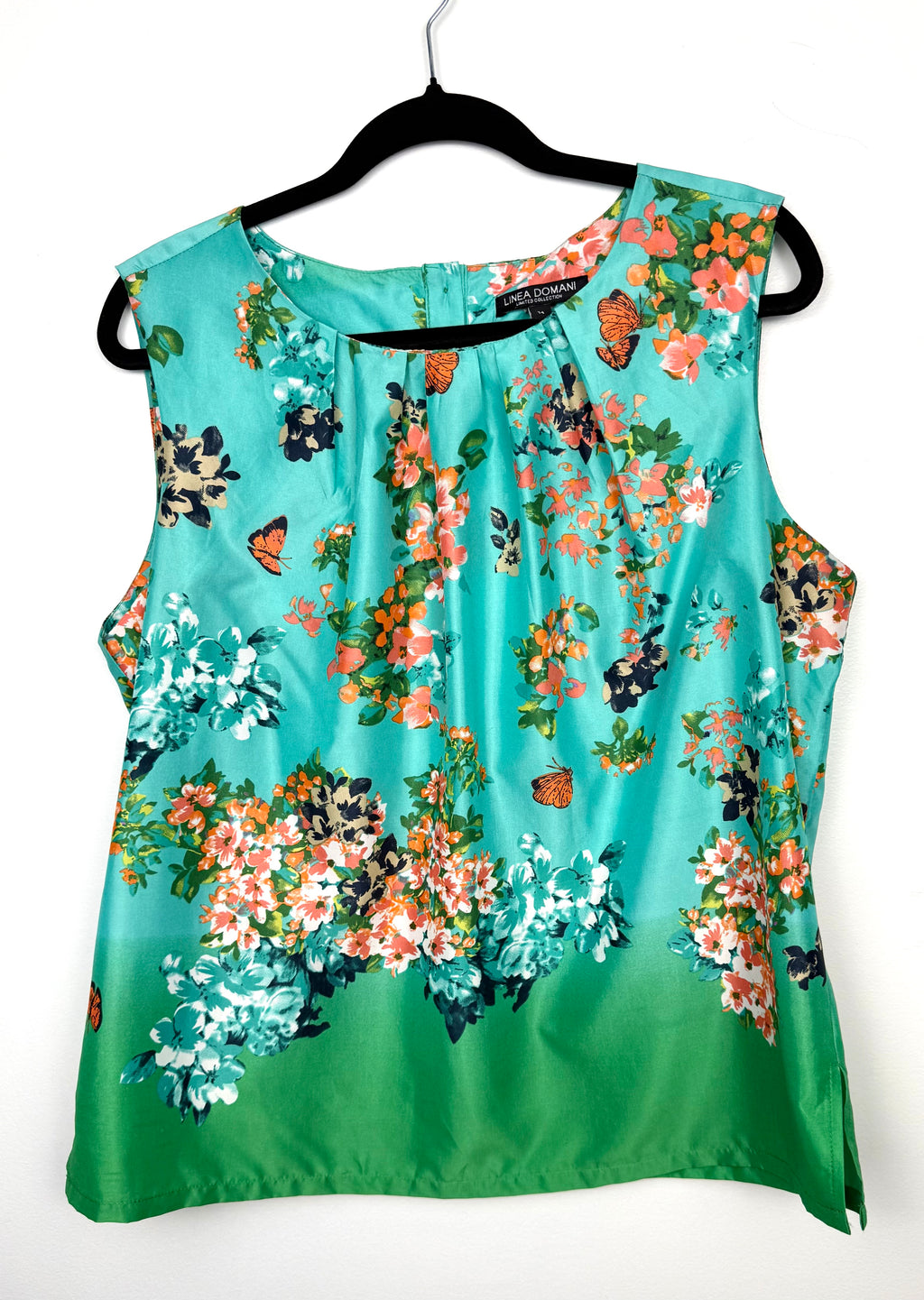 Linea Domani sleeveless floral blouse on hanger