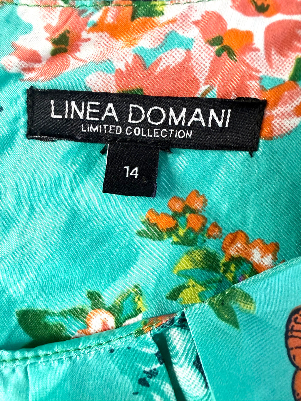 Linea Domani sleeveless floral butterfly top inside label 